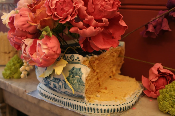 'Sugar flowers in a cake vase' at The Tate & Lyle Tasting House