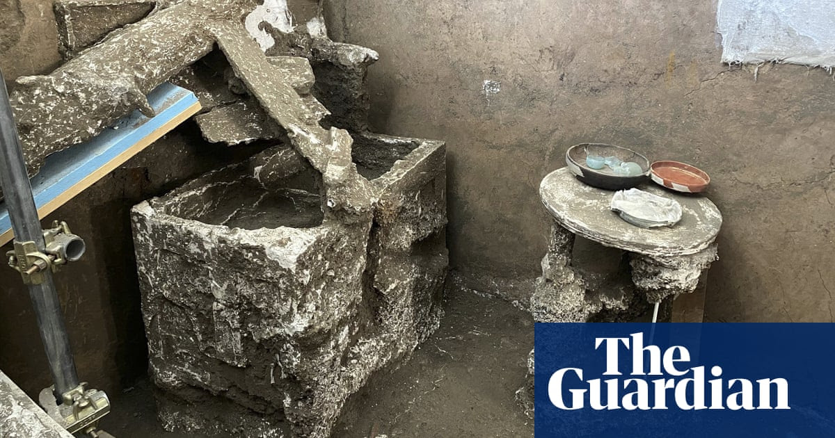 Discoveries in Pompeii reveal lives of lower and middle classes