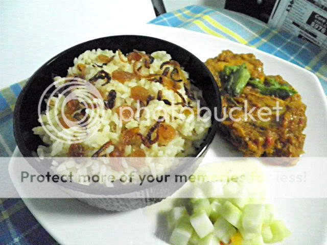 ghee rice recipe @ http://treatntrick.blogspot.com