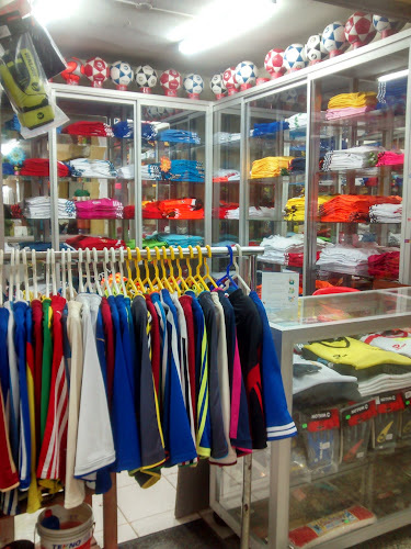 Opiniones de Yefry Sport en La Victoria - Tienda de deporte