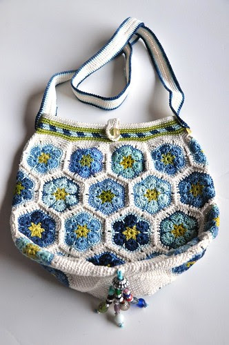 Mia's Blues crochet bag-3