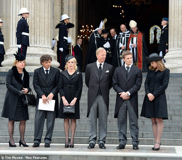 United In Grief A Family Guard Of Honour Carol And Mark Watch On The Steps Of St Paul S