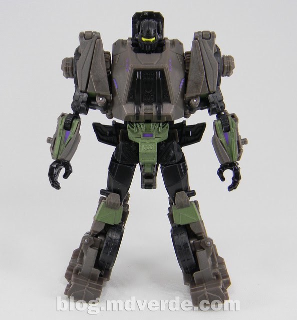 Transformers Onslaught Generations Fall of Cybertron - SDCC Exclusive - modo robot