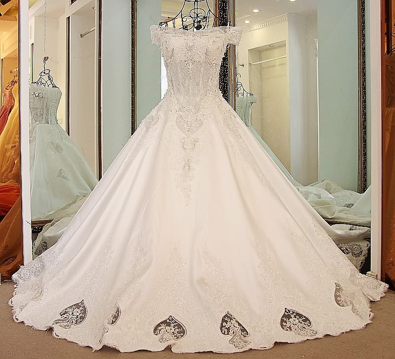 Wedding Dresses | Wedding Gowns | Bridal Gowns: Buying A Wedding Dress