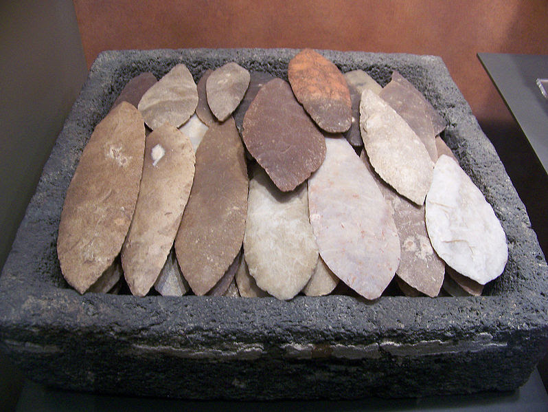 File:Aztec sacrificial knives.jpg