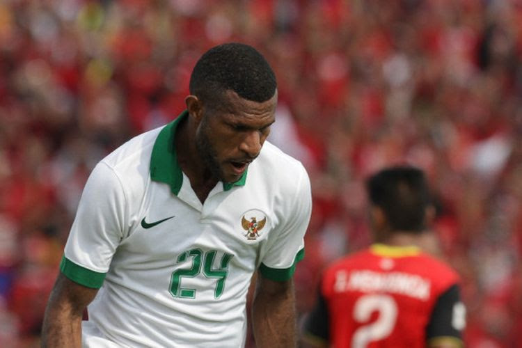 Ekspresi striker Timnas U-22 Indonesia, Marinus Wanewar, saat berhasil mencetak gol ke gawang Timor Leste.