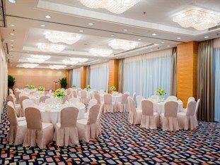 photo tradershotel_zps16ffe7b3.jpg