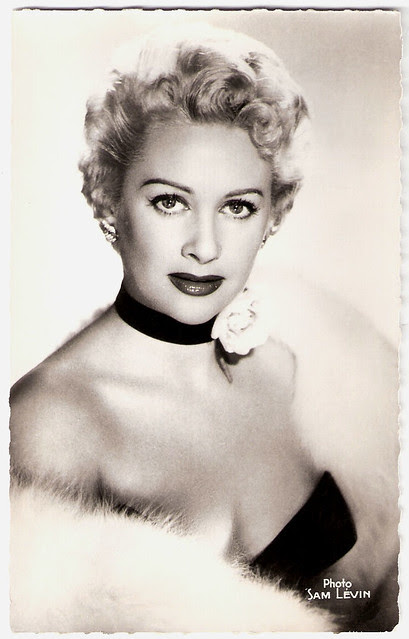 Martine Carol