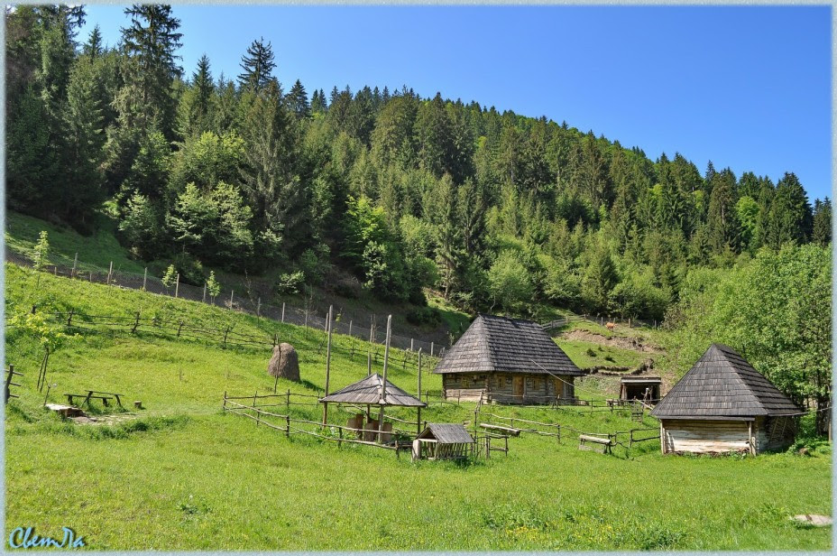 Discover Ukraine: What is Ukrainian old village looks like? How to ...