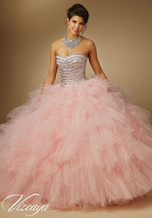Vizcaya_Quinceanera 300x431@2x