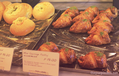 More Pastries at Tous Les Jours