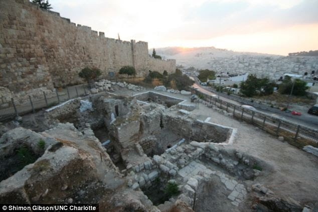 These ruins could be a mansion that was inhabited by one of the priests that condemned Jesus to death