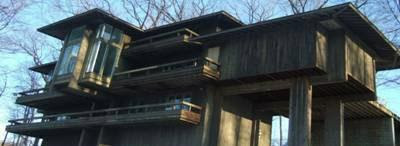 Cantilevered contemporary Cantilevered contemporary
