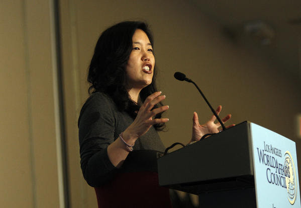 Michelle Rhee's groups gets $8 million from Walton Family Foundation