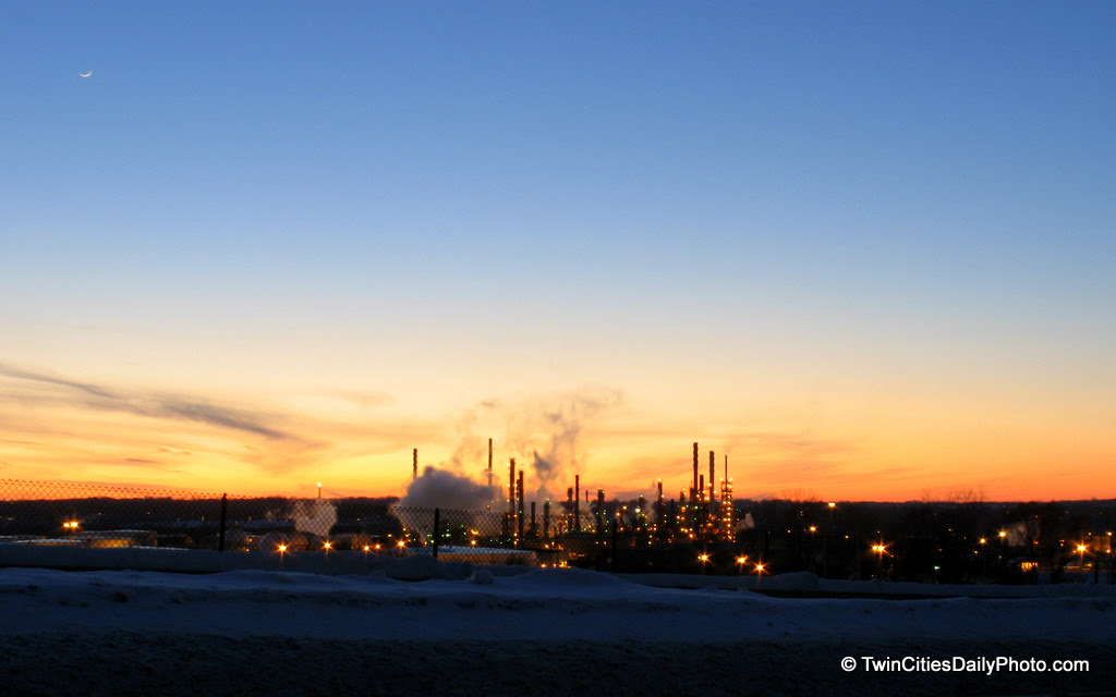 Sunset at the St Paul Park Refinery, which I've always know it as the Ashland Oil Refinery, though it has changed names to the Marathon Petroleum Co. and I believe it has been sold again recently.
