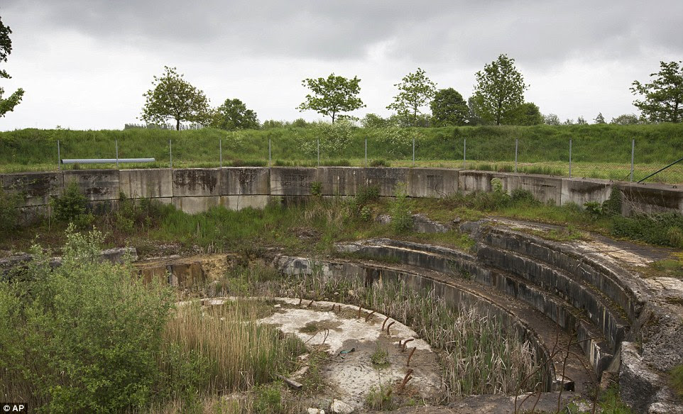 The remains of the German Lange Max gun pit in Koekelare, Belgium. It was originally designed to be a naval gun, but was later adapted as a railroad gun which was capable of long range