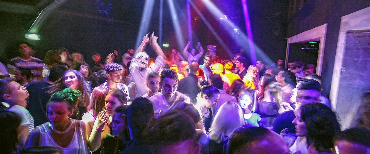Boite Nuit Argeles Sur Mer tsslow