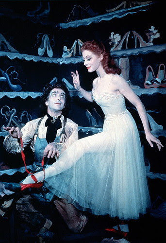 THE RED SHOES 