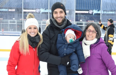 Patrice Bergeron avec sa famille au Gillette Stadium