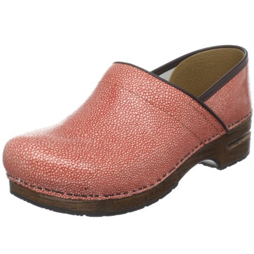 clogs outlet