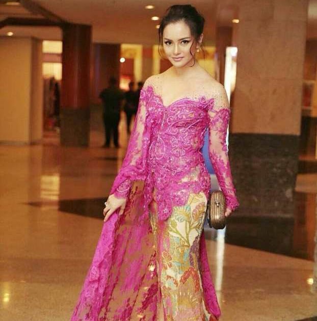 Anne Avantie/ Kebaya Panjang 21+ Kebaya Modern Anne Avantie 2020