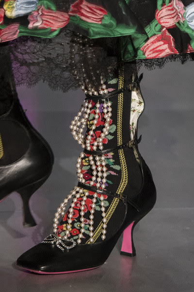 DIARY OF A CLOTHESHORSE: MY FAVOURITE MUST HAVE GUCCI SHOES FOR AW 17/18