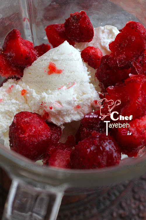 strawberry cream frapucchino (4).jpg