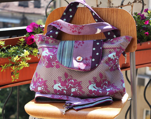 rabbit wallpaper bag