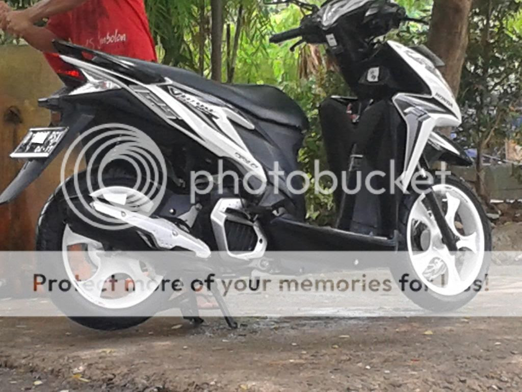 Gambar Modifikasi Motor Vario 125 Warna Putih Galeri Motor Vario Gambar Modifikasi Motor Vario 125 Warna Putih Galeri Motor Vario