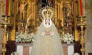 La Virgen del Voto recupera dulzura en el rostro tras su restauración