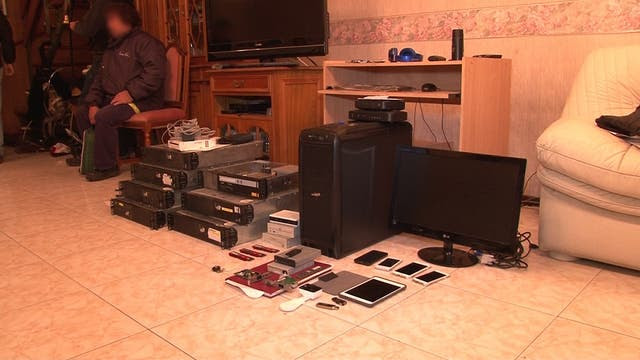 Material informático incautado por el Área de Cibercrimen de la Polícia Metropolitana durante la investigación del ingreso no autorizado a la red de la UADE