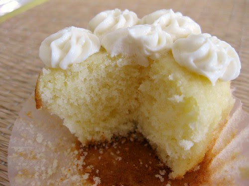 cupcakevanillavanilla2 (2)