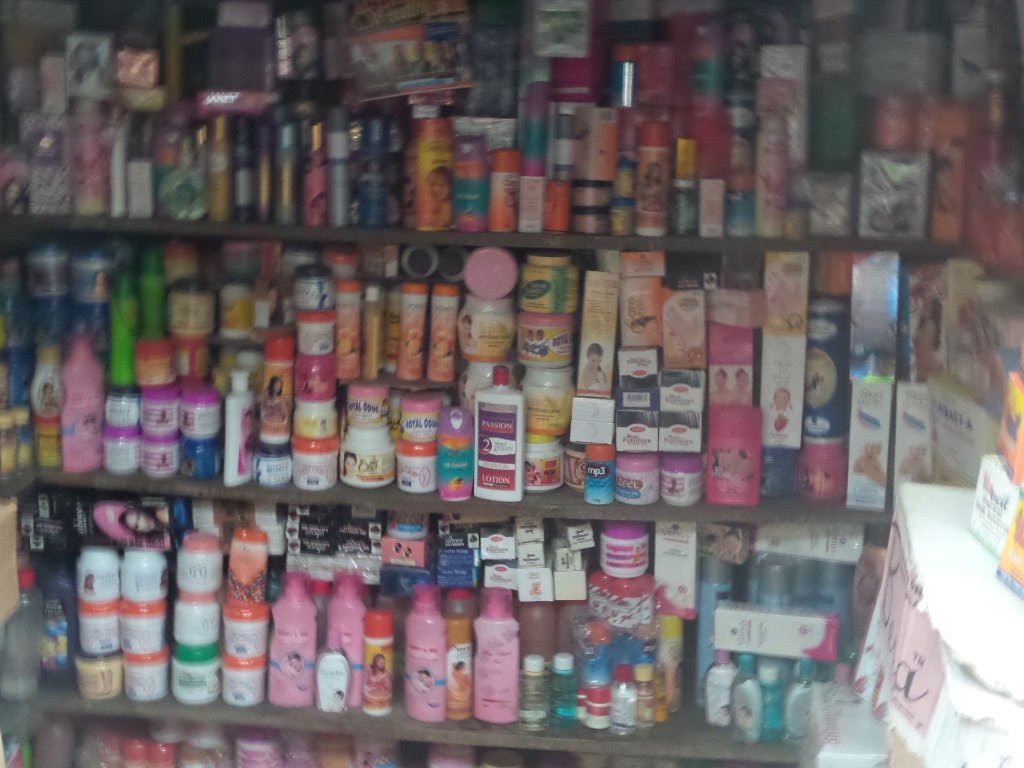 Victoria Cosmetics Store
