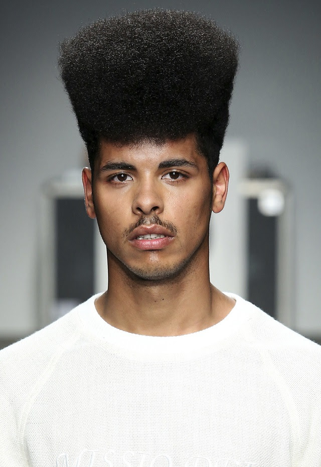 Coupe boucle homme black / coiffure homme black cheveux bouclés