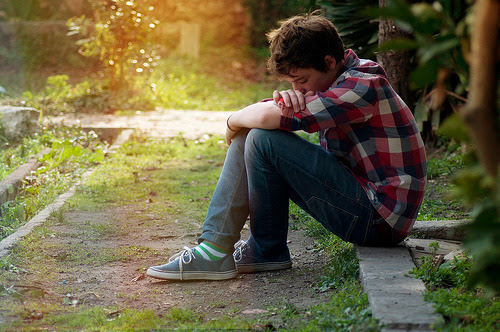 View Pic Sad Boy Crying In Love Alone Smoking PNG