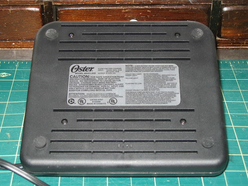 Oster Charger - Bottom