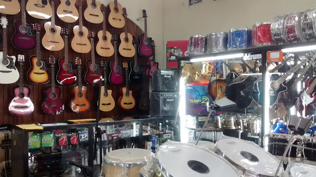 CASA MUSICAL SALARS E.I.R.L