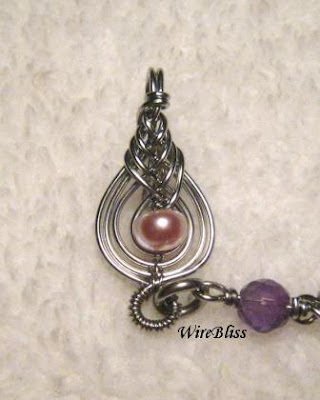 Wire wrapped Pipa Clasp Wire wrapped Pipa Clasp with pearl