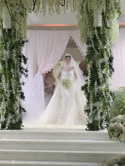 Check Out Heart Evangelista?s Wedding Gown! When In Manila Check Out Heart Evangelista?s Wedding Gown! When In Manila