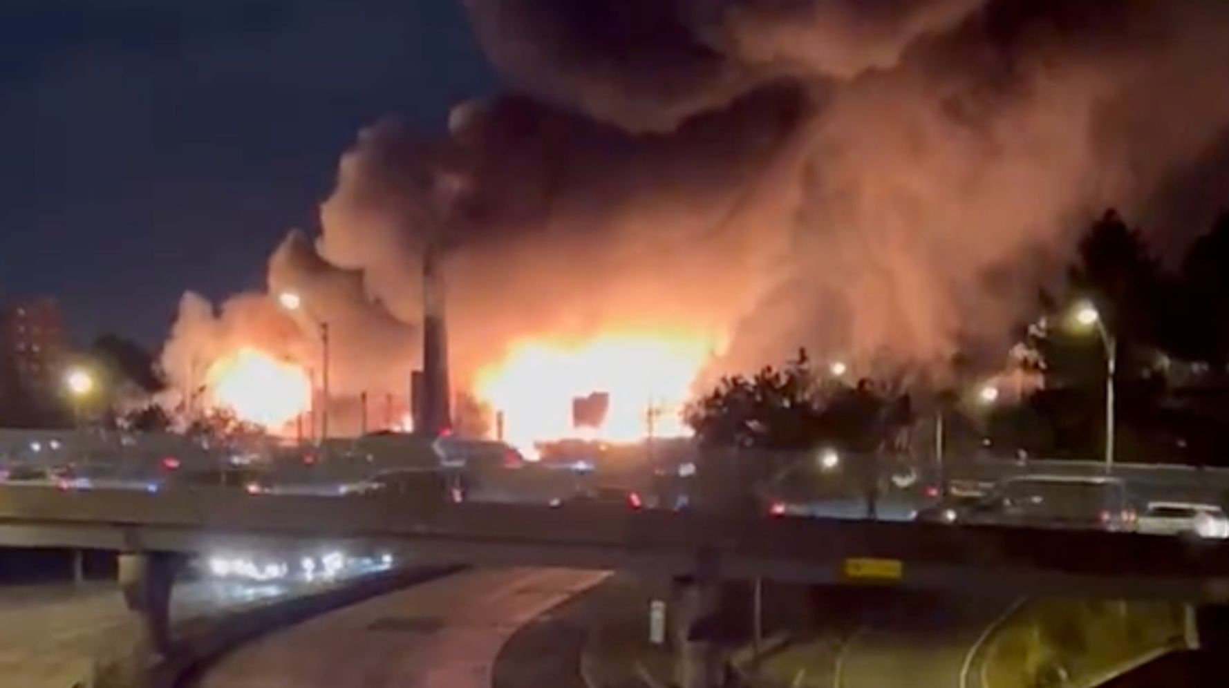New Jersey Residents Evacuated As 11-Alarm Fire Rages At Chemical Plant