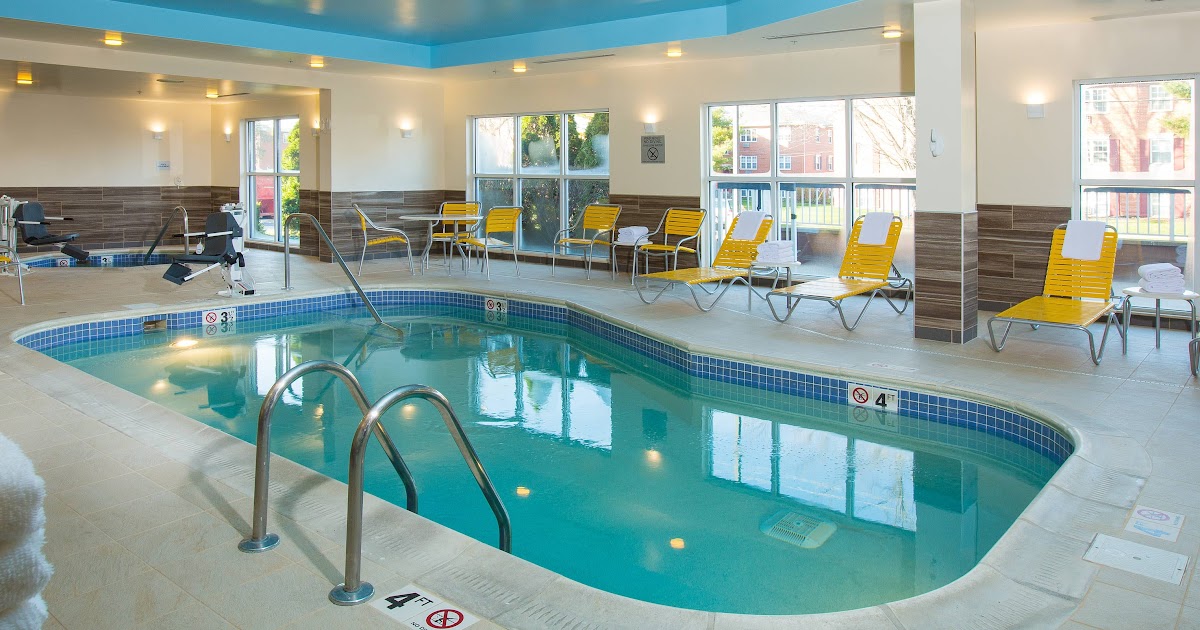hotels with pools near me