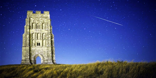 8 Meteor terkenal yang hiasi langit bumi di tahun 2012