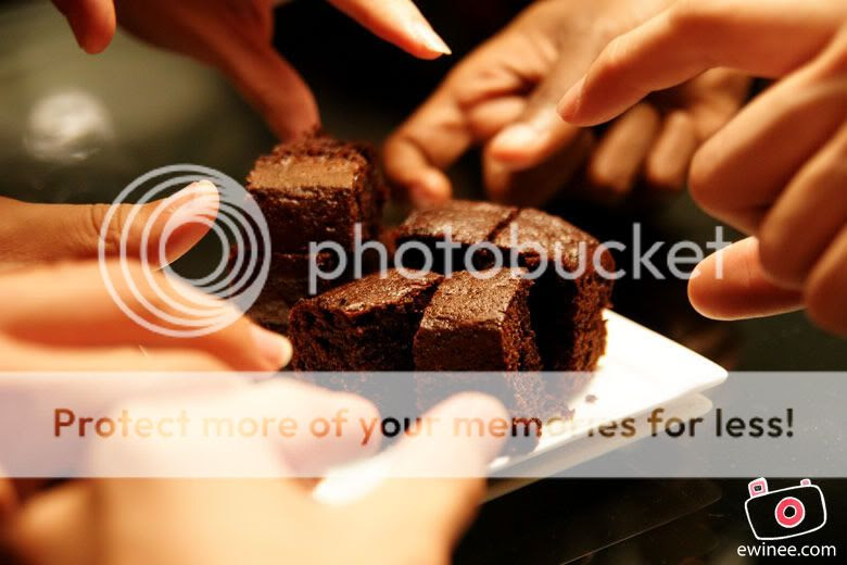  Chocolate-Moist-Cake 