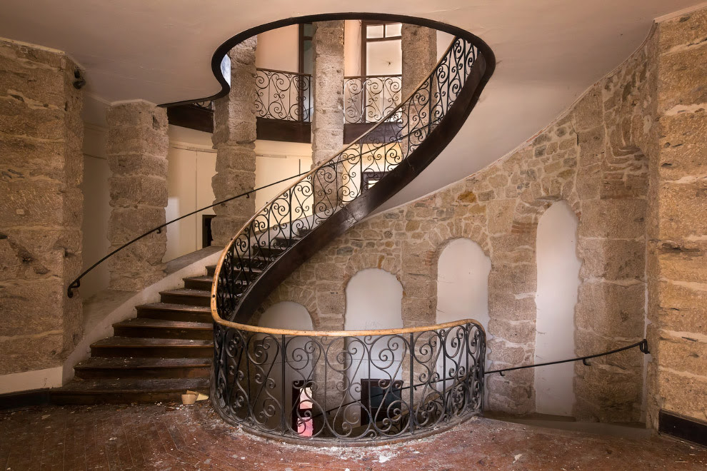 16 16