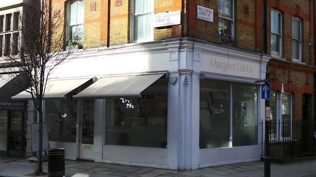 Comments and reviews of Margaret Dabbs London