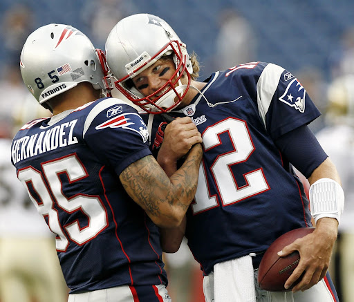 Aaron Hernandez Background - Aaron Hernandez | Football players photos