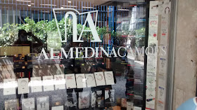 Almedina Camões