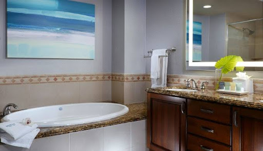 Indoor Lodging «Naples Bay Resort», reviews and photos, 1500 5th Ave S, Naples, FL 34102, USA