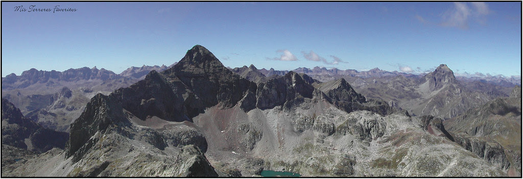 vertiete norte del pico arriel 2824 m con el midi al fondo