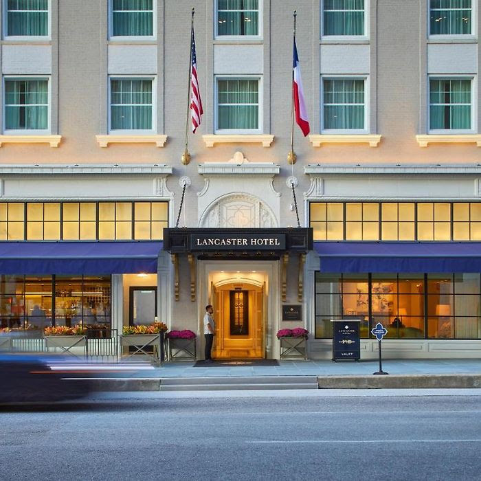 Unique Apartments Off Of Beltway 8 And 45 South 